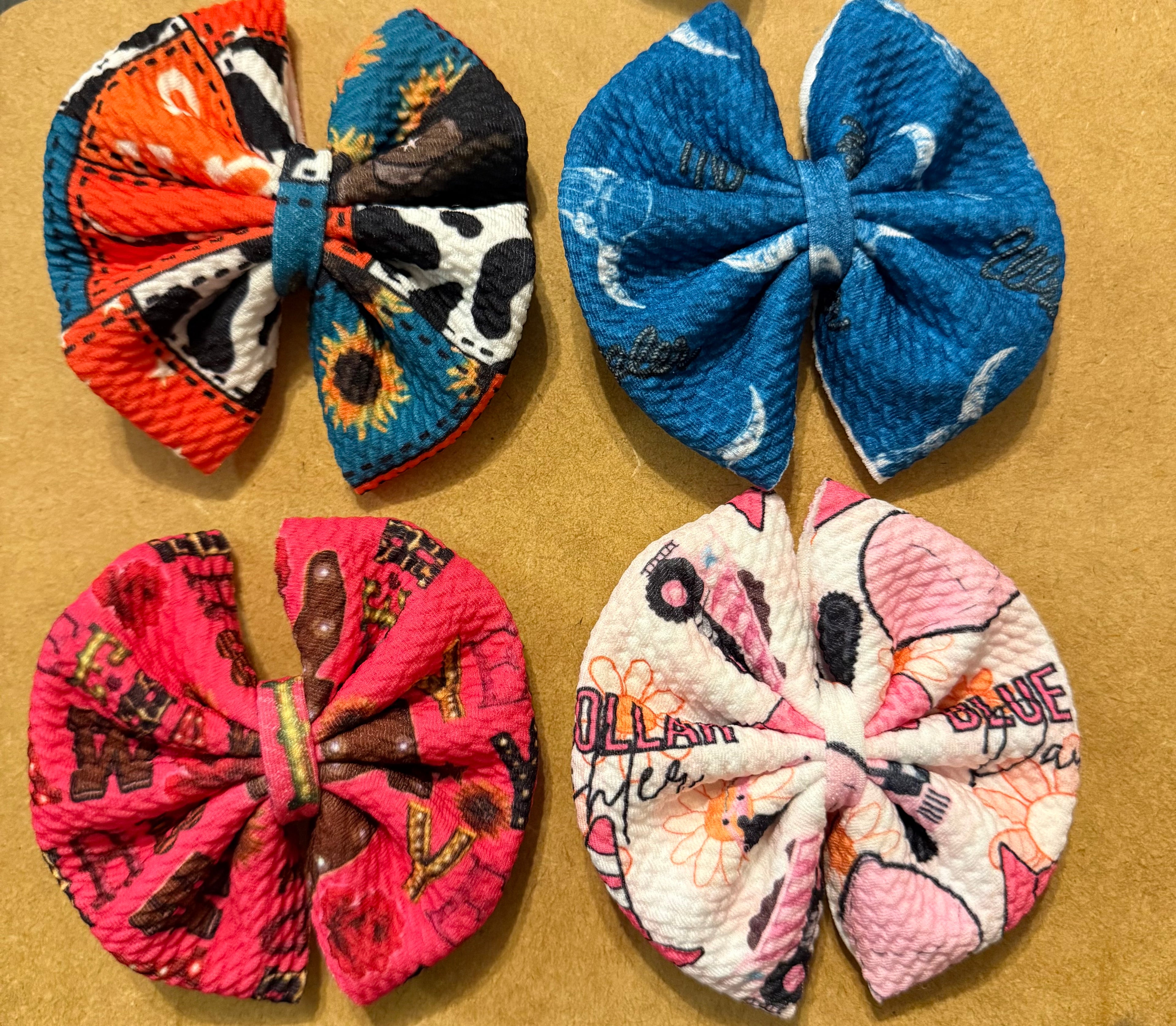 Bows On Clips - Pre Made