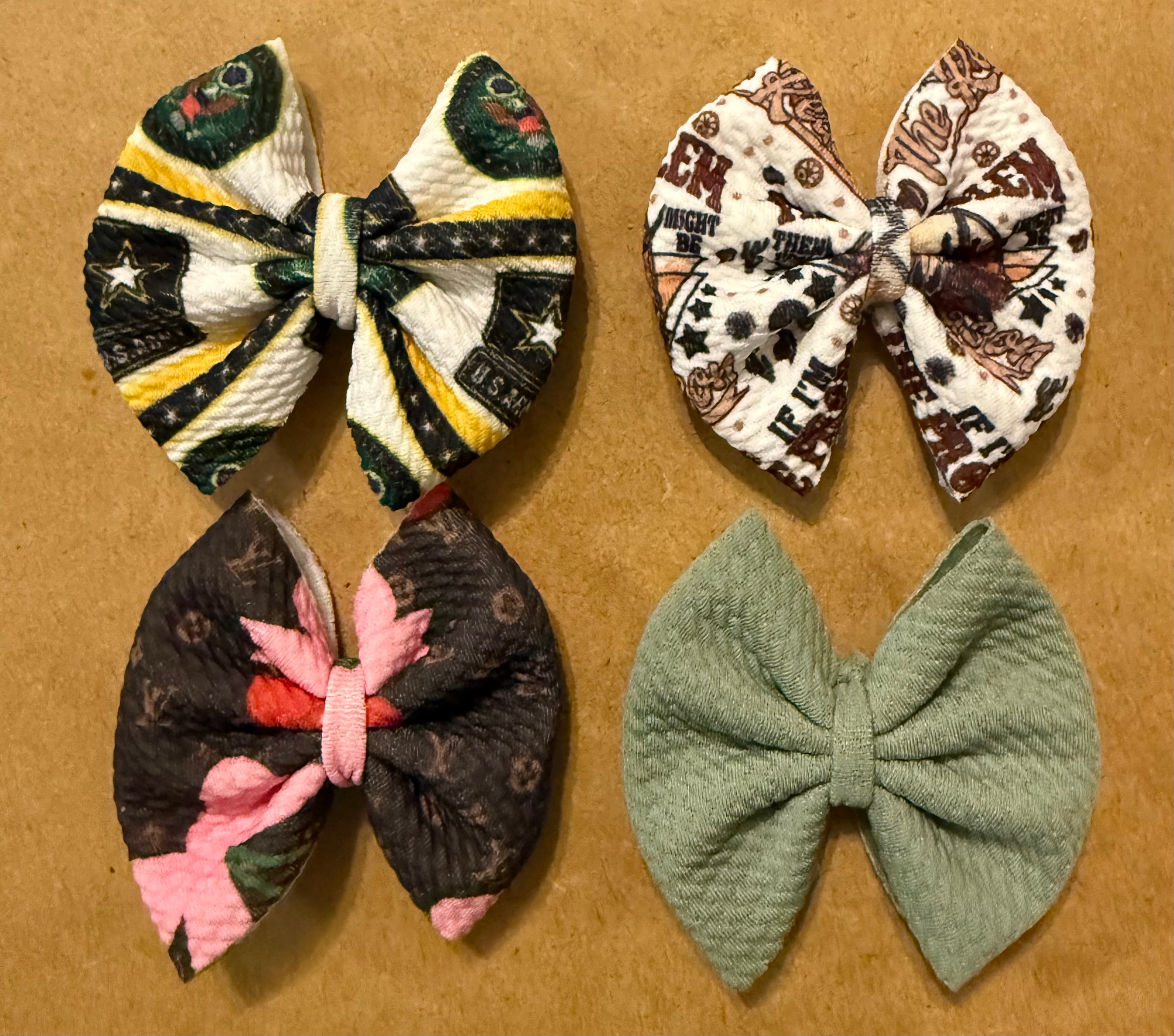 Bows On Clips - Pre Made