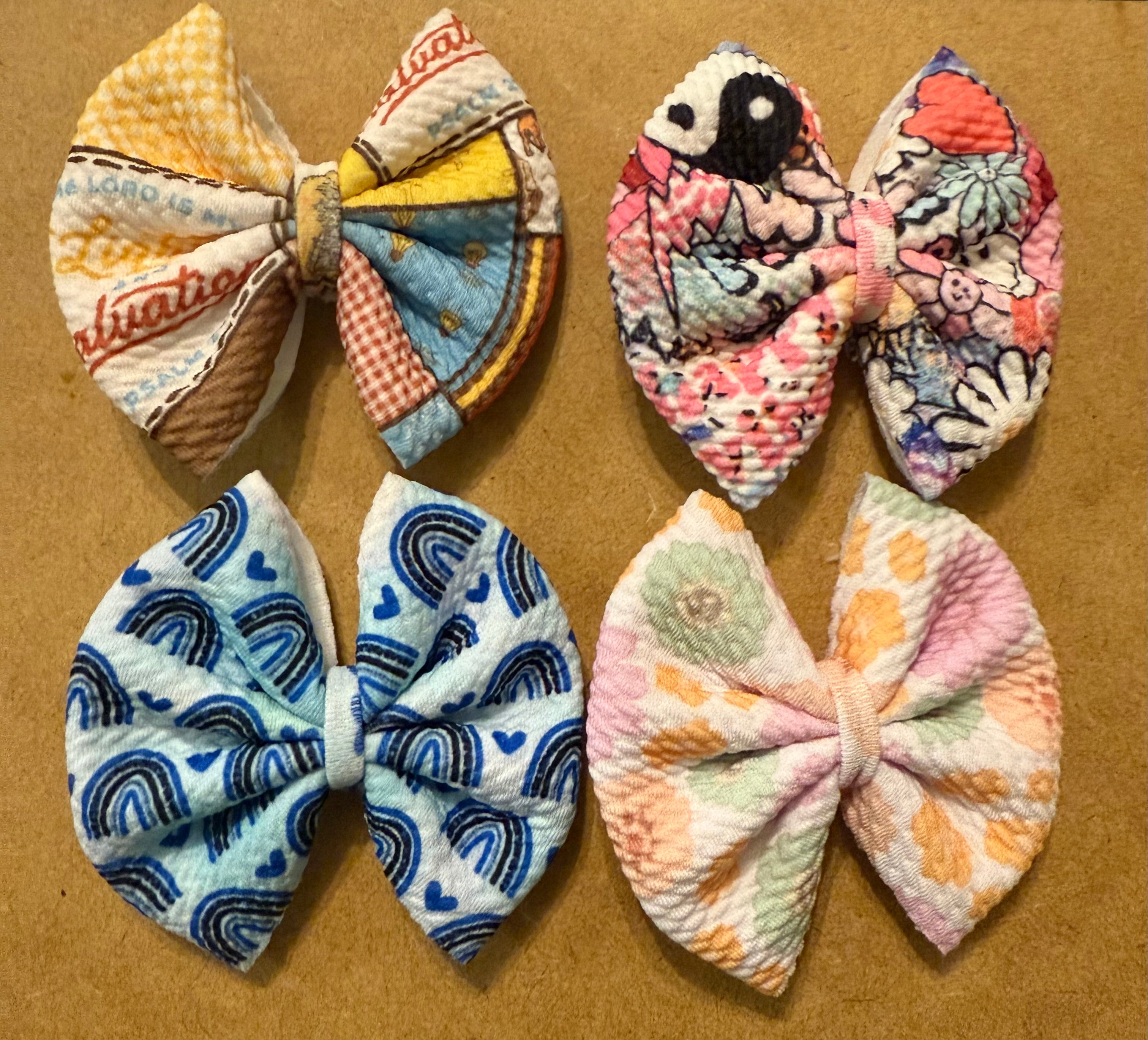 Bows On Clips - Pre Made