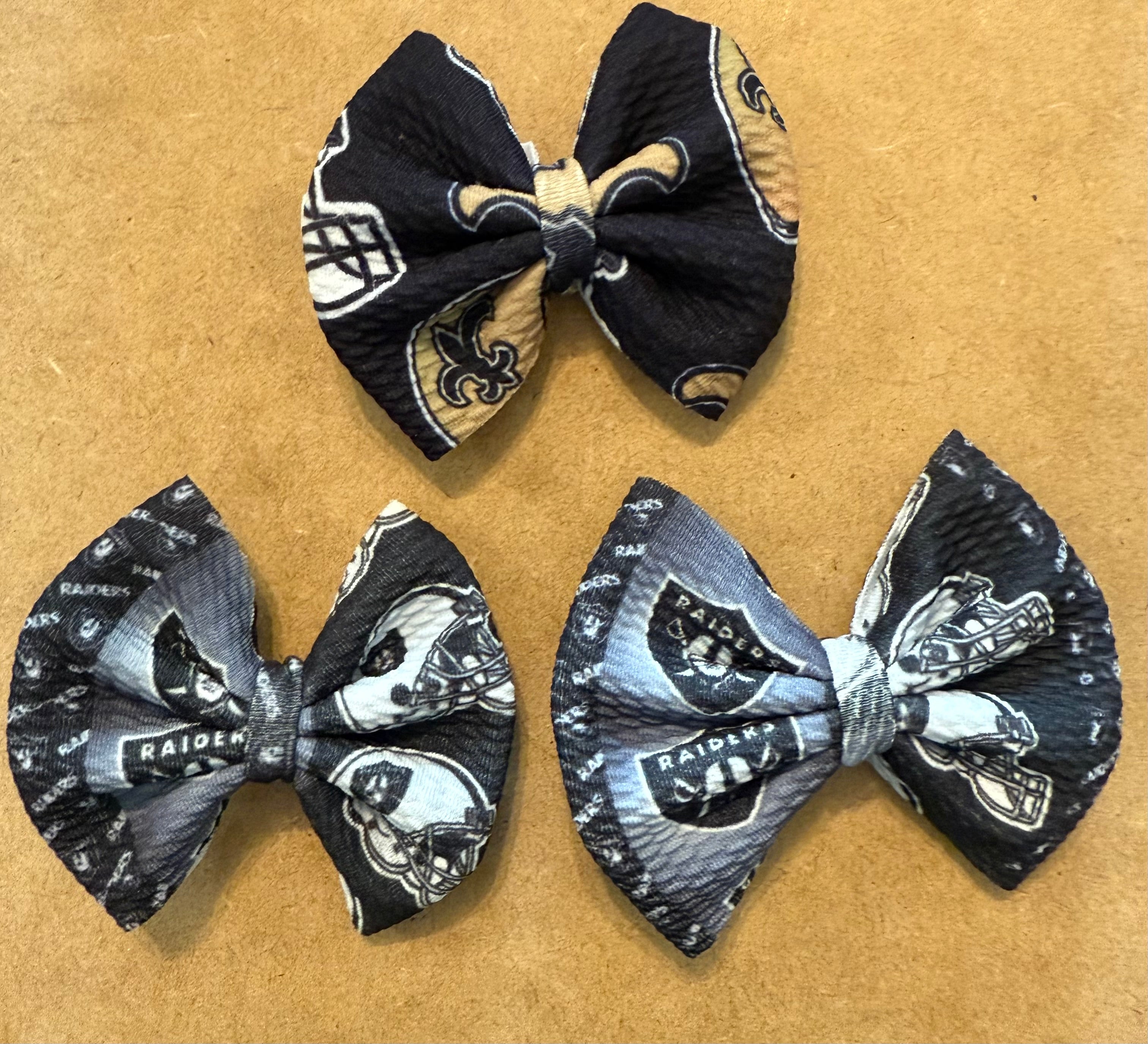 Bows On Clips - Pre Made