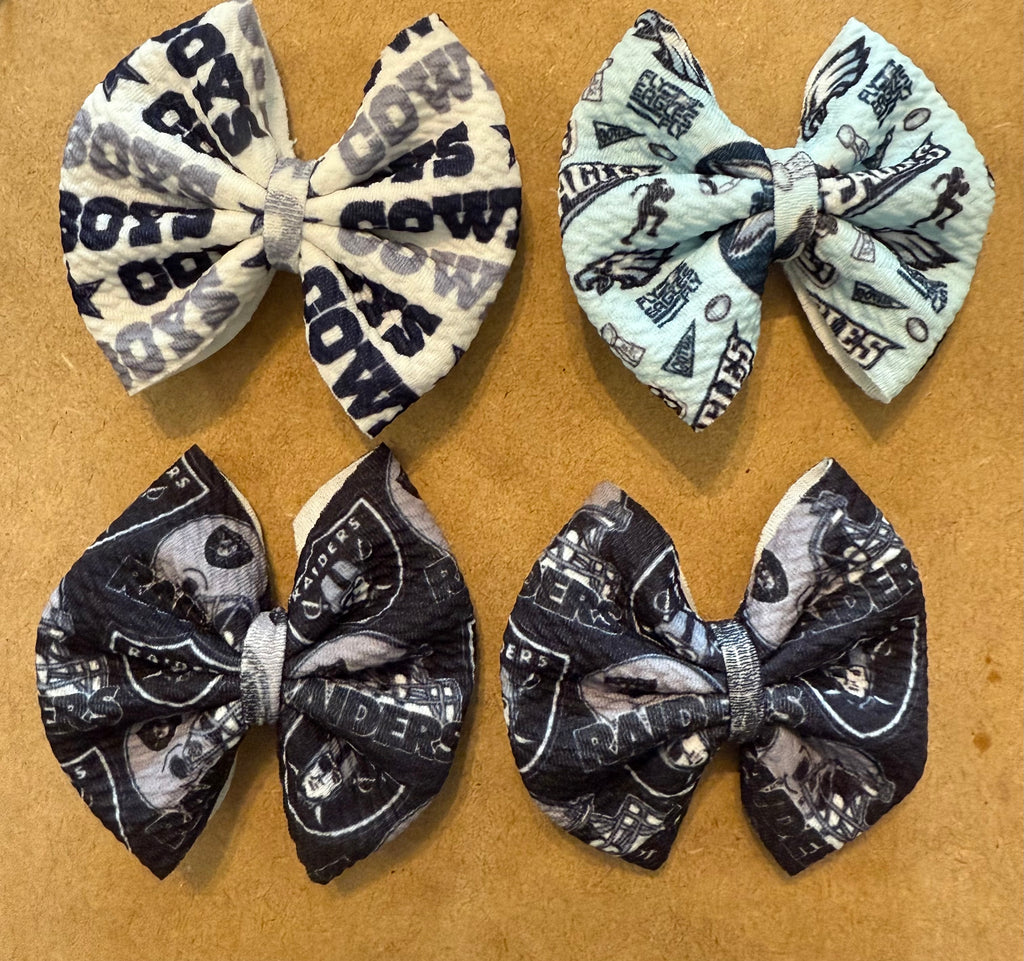 Bows On Clips - Pre Made