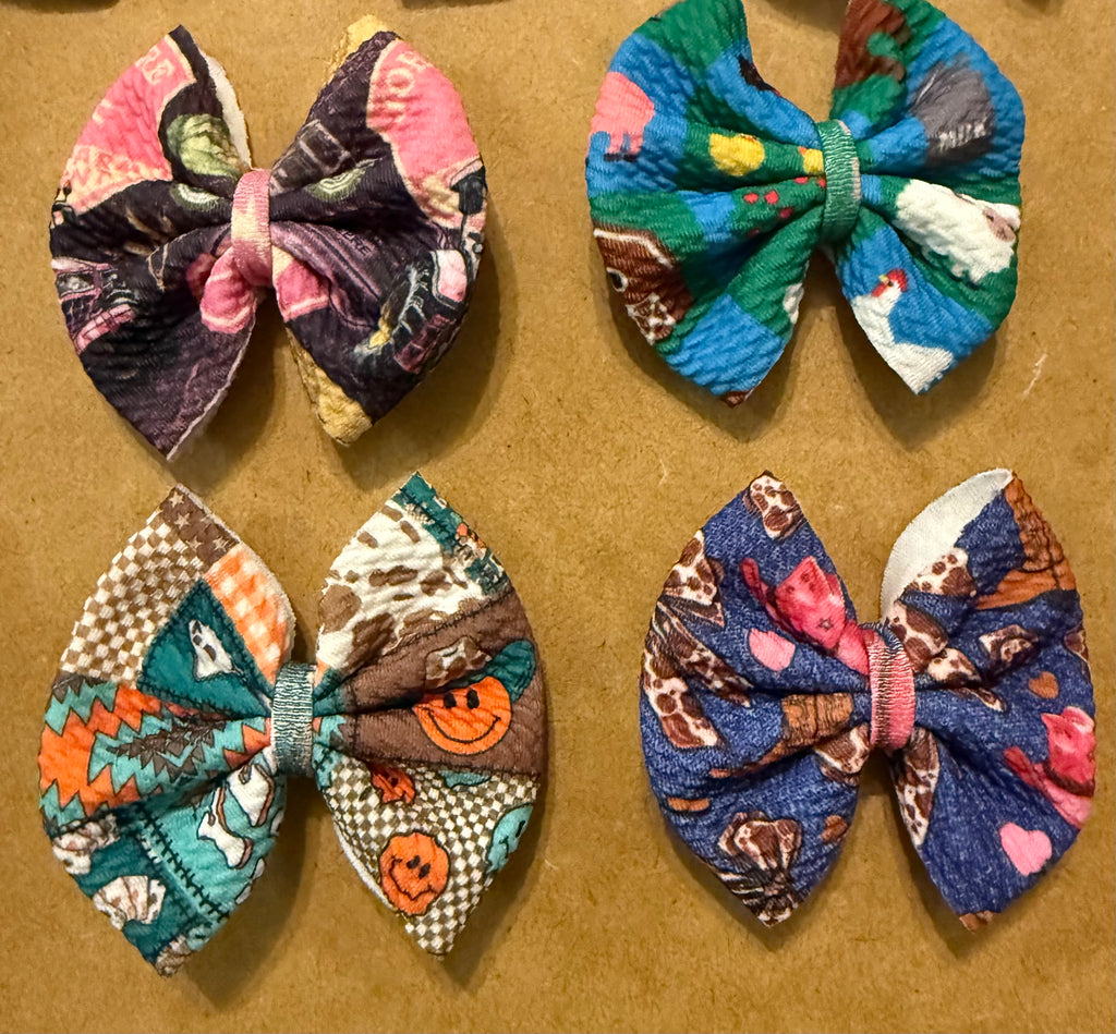 Bows On Clips - Pre Made